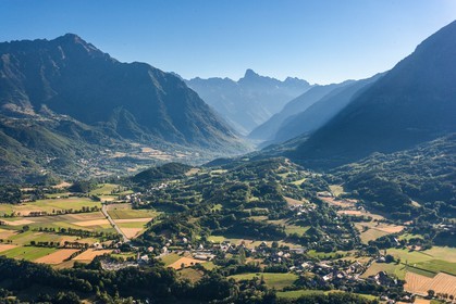 Vallée du Champsaur, le bocage, le village de Chauffayer