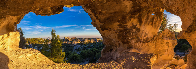 Parc naturel régional des Alpilles, Les Baux de Provence