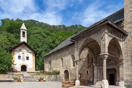 Église Saint-Étienne et Chapelle des Pénitents