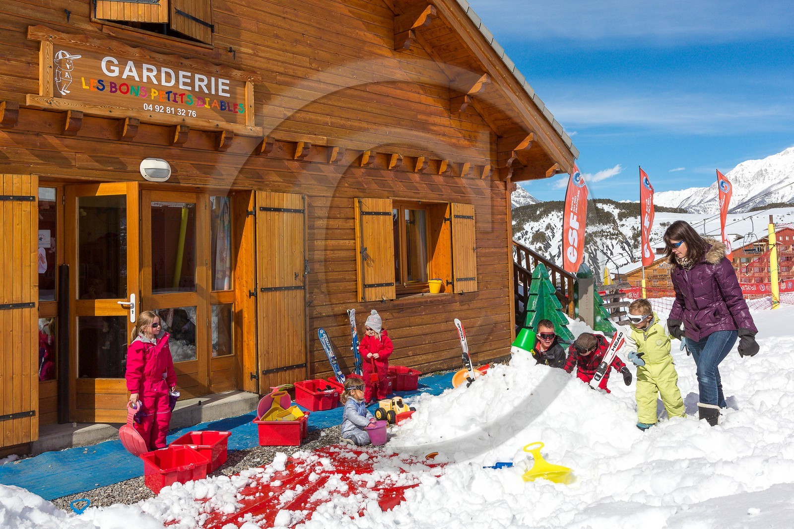 La station de ski Sauze Super-Sauze est une station village, la garderie