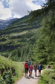 Randonnée famille montagne