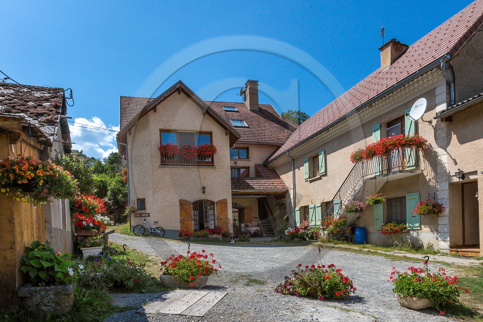 Vallée du Valgaudemar, Ferme-Auberge Les Clarines, Chambres d'hôtes, gîte et table d'hôtes à la ferme
