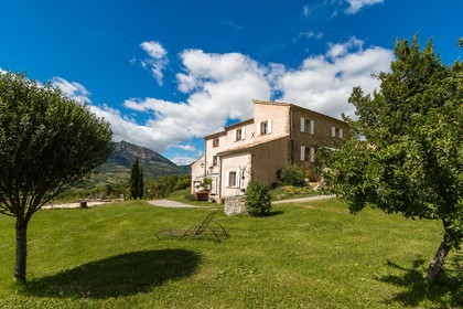 vallée des Duyes, Thoard, Gîte Campagne Toge
