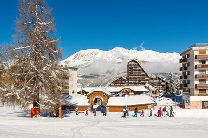 Uvernet-Fours, station de ski de Praloup
