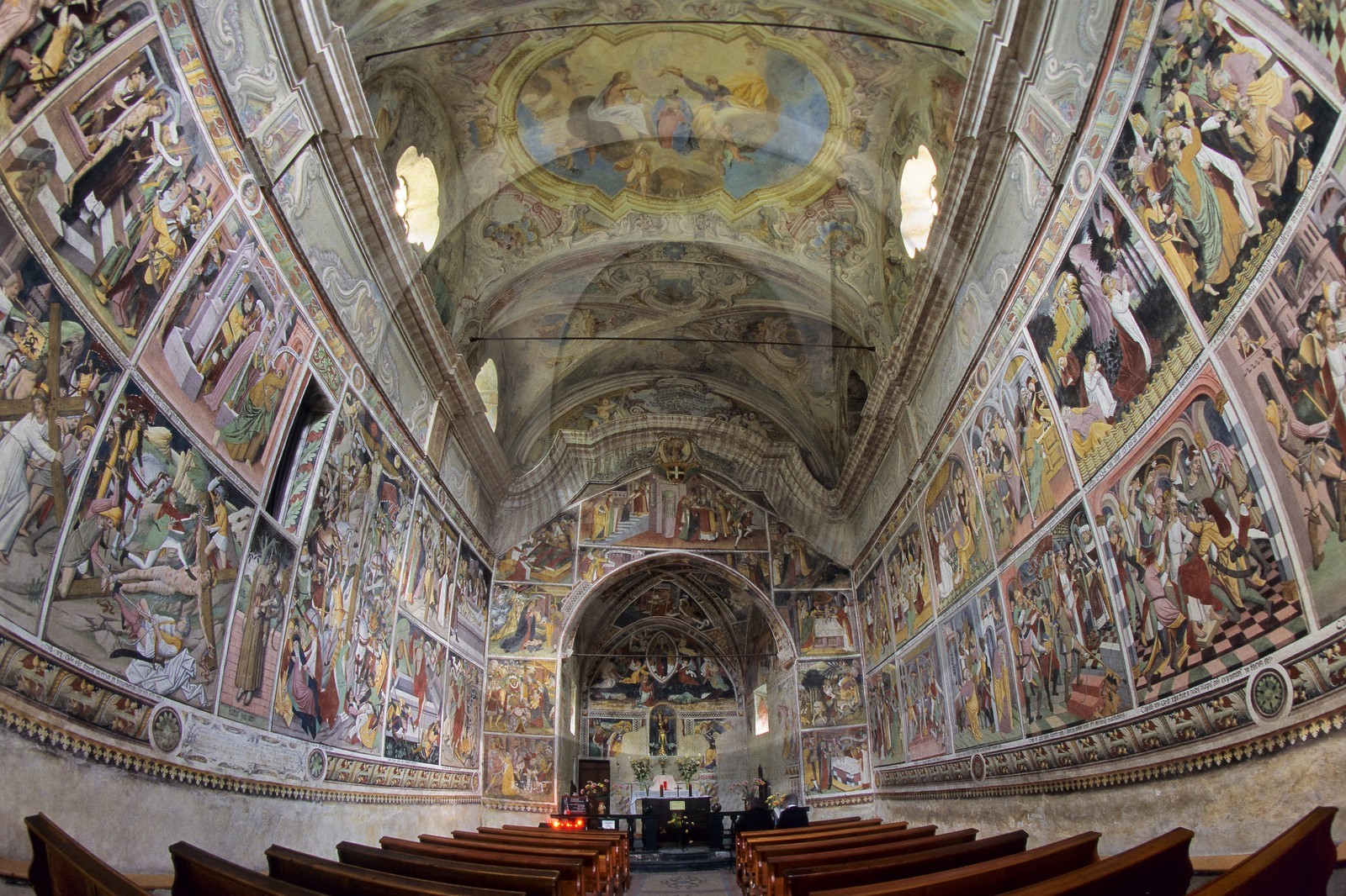 Fresques murales du Sanctuaire Notre-Dame des Fontaines