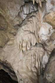 Gorges d'Agnielles, Spéléologie