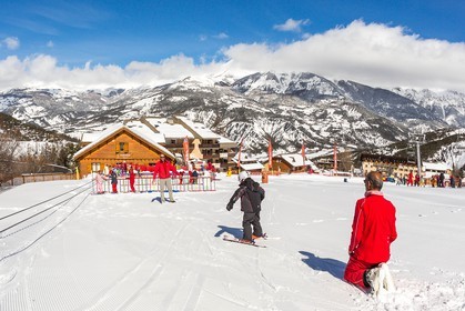 La station de ski Sauze Super-Sauze est une station village, le jardin des neiges