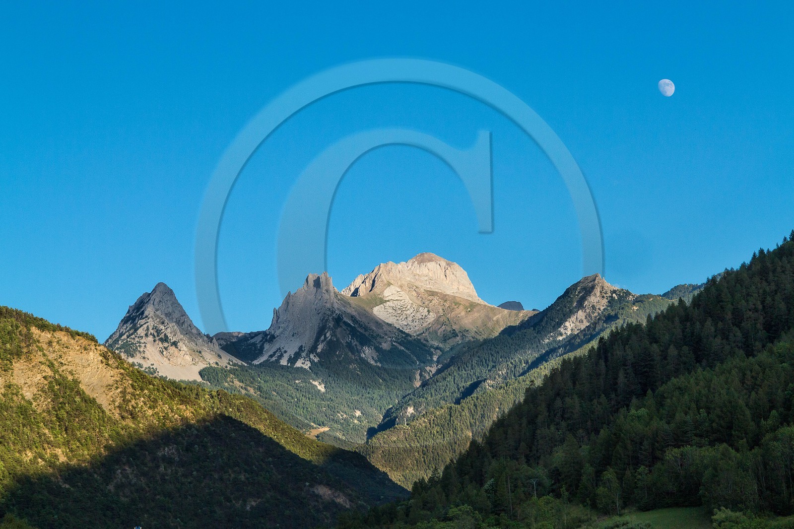 Méolans-Revel, la Séolane des Beysses, la Petite Séolane et la Grande Séolane