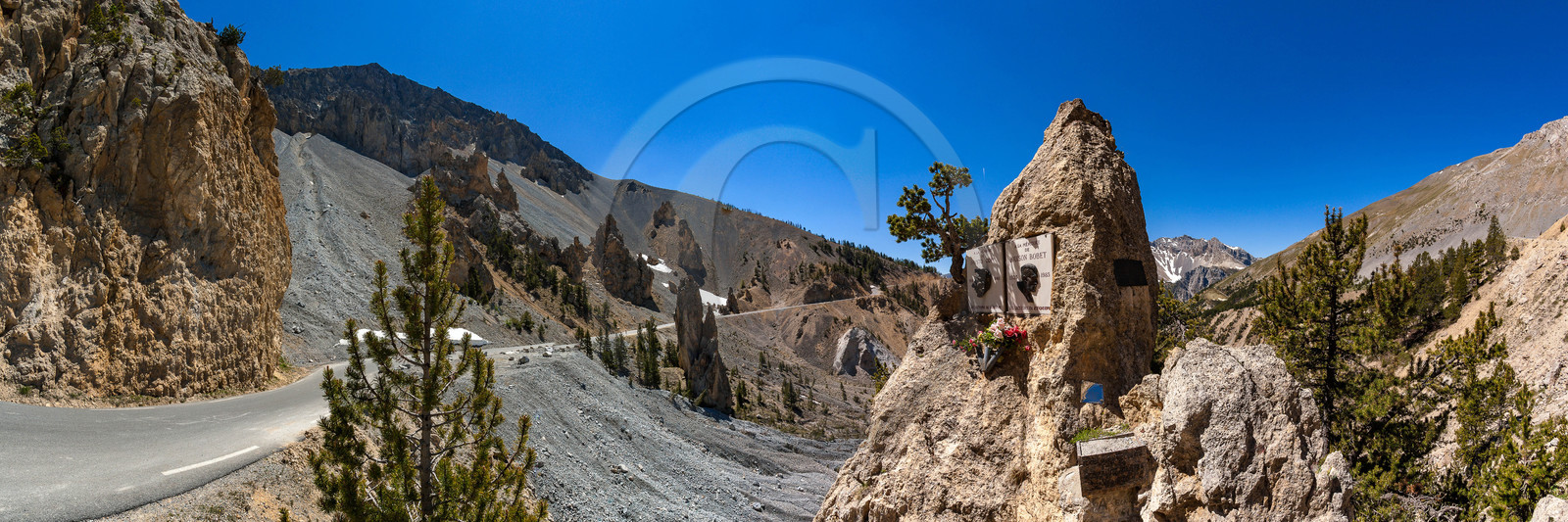 Col de l'Izoard, la Casse Déserte,  stèle Fausto Coppi et Louison Bobet