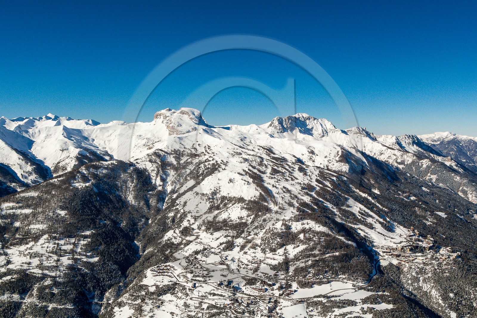 Uvernet-Fours, station de ski de Praloup