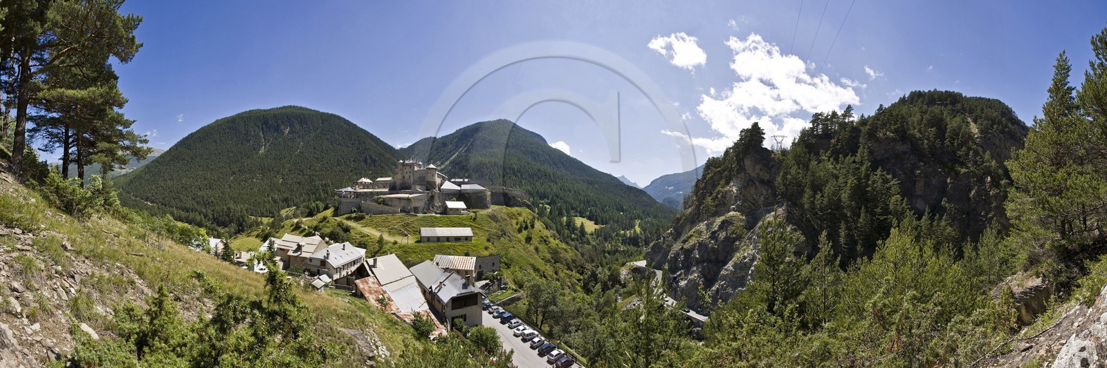 Fort Queyras, Château-Queyras
