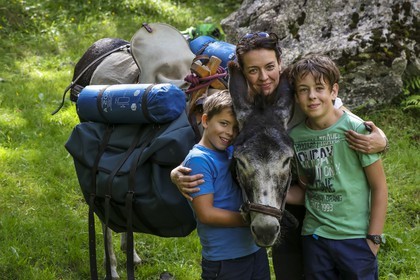 Yohann Masnada, accompagnateur ânier