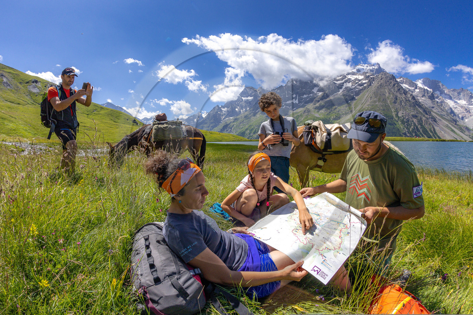 Trek famille avec animaux de bats