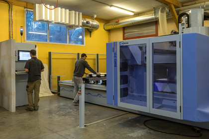 Atelier Monts & Merveilles, Clément Goudet, Compagnon Menuisier Ebéniste et Maxime Cuvelot responsable d'atelier