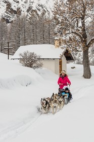 La Condamine-Châtelard, Sainte-Anne la Condamine, Coralie Bonnerot et ses chiens de traineau